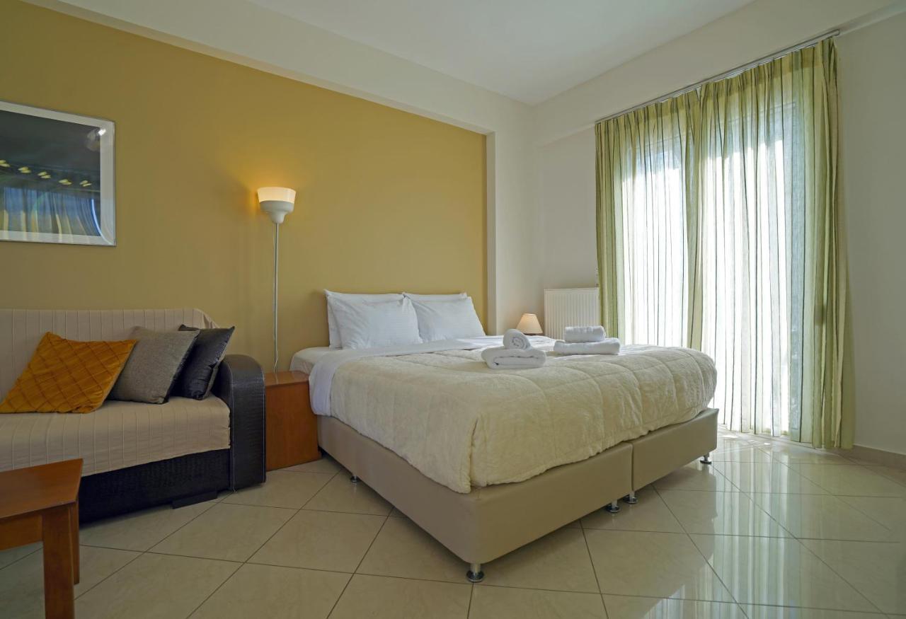 Semiramis Suites With Pool Kalamáta Kültér fotó