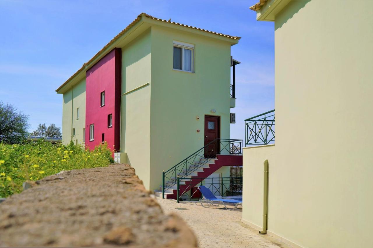 Semiramis Suites With Pool Kalamáta Kültér fotó